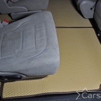 Автомобильные коврики EVA на Dodge Grand Caravan V (2007-2020) 2 ряд: кресла 1+1 не убираются в пол